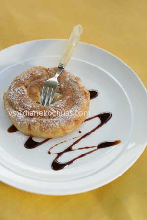 Sarikopites / Cretan “Turban” Pies