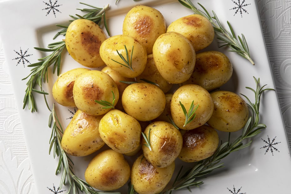 Pan-Roasted Potatoes with Krokos Kozanis and Herbs