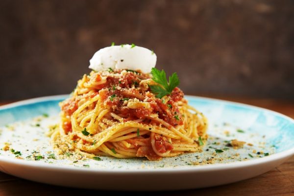 Skordomakaronada - Crunchy Garlic-Rusk Pasta | Recipe