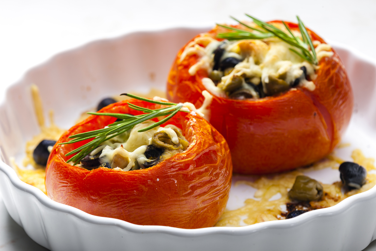 https://www.dianekochilas.com/wp-content/uploads/2022/06/3.-STUFFED-TOMATOES-WITH-CHEESE-AND-OLIVES_a.jpg