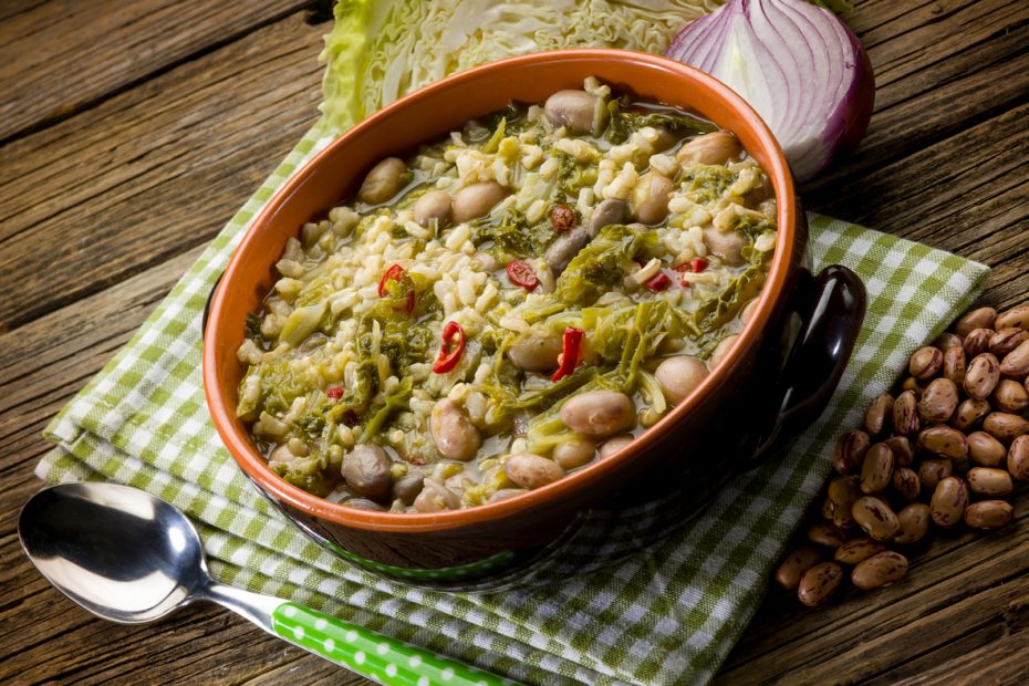 Savoy Cabbage Bean Soup