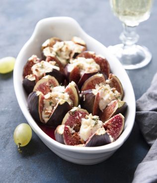 FIGS BAKED WITH GOAT CHEESE & THYME HONEY